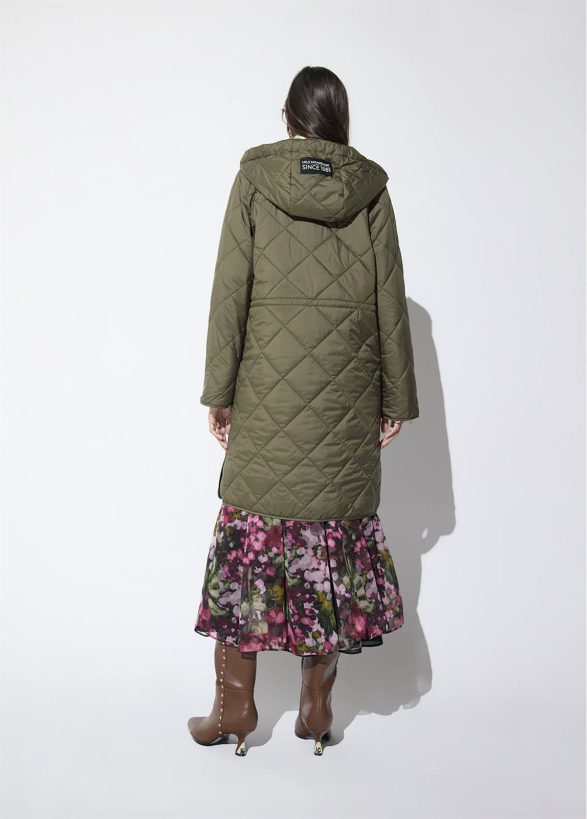 Anorak Lola Casademunt Fino Pielcha Kaki LF2601026 060 - Imagen 2