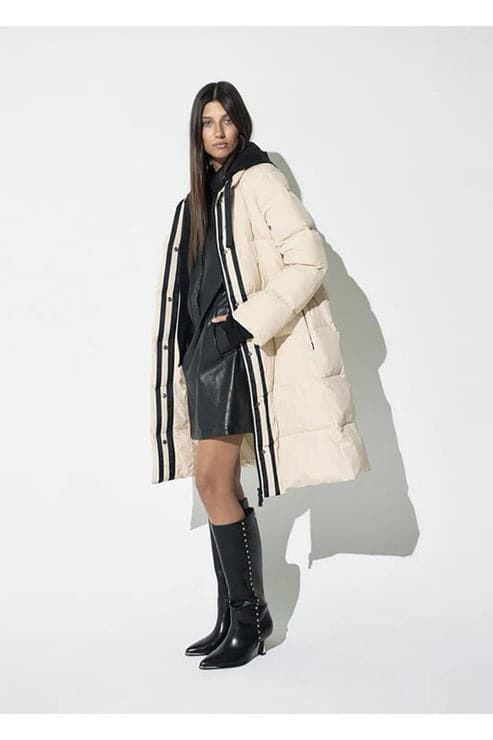 Anorak Lola Casademunt Largo con Capucha Crudo LF2601011 001 - Imagen 1