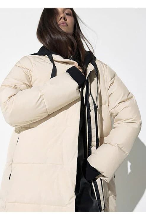 Anorak Lola Casademunt Largo con Capucha Crudo LF2601011 001 - Imagen 4