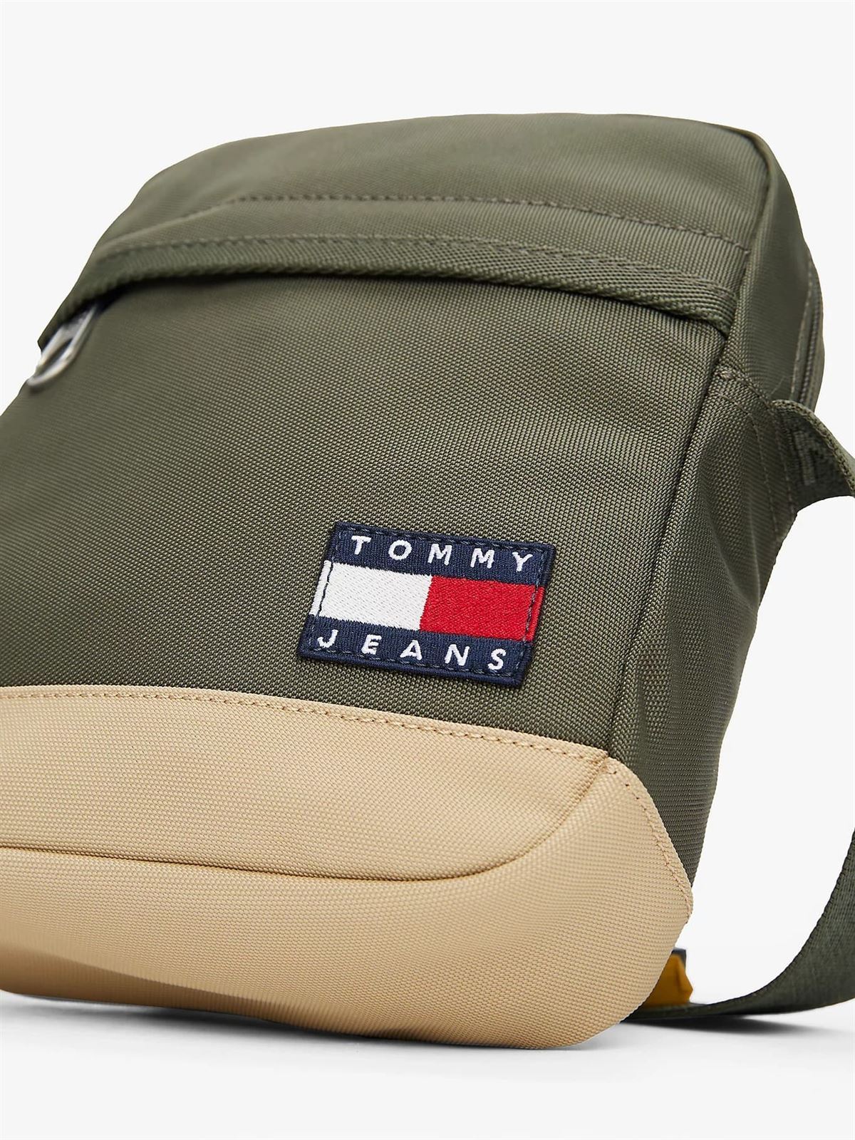 Bandolera TOMMY JEANS AM0AM13265 MRH pewter green - Imagen 3