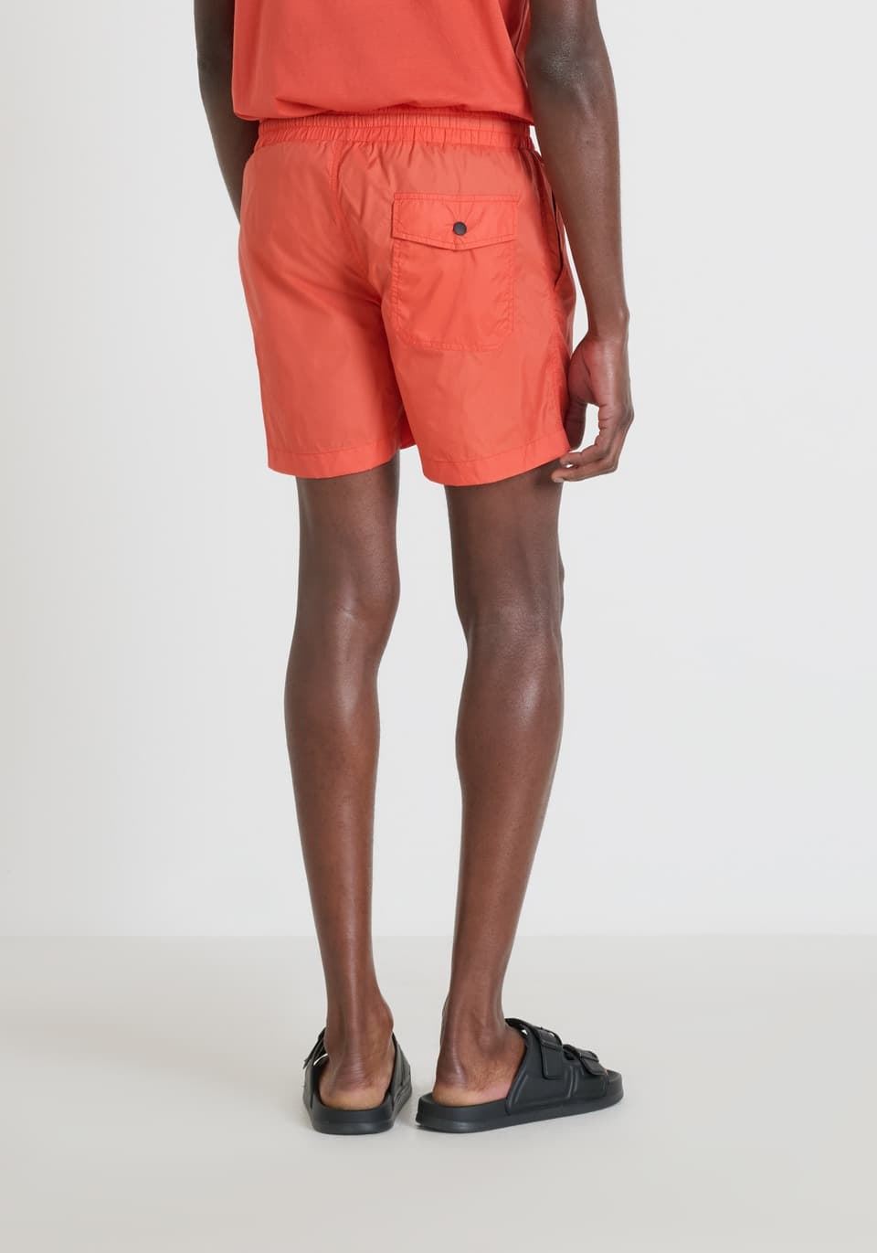 Bañador Antony Morato Beachwear Regular Fit in Quick Paprika MMBW00087 FA600054 5104 - Imagen 2