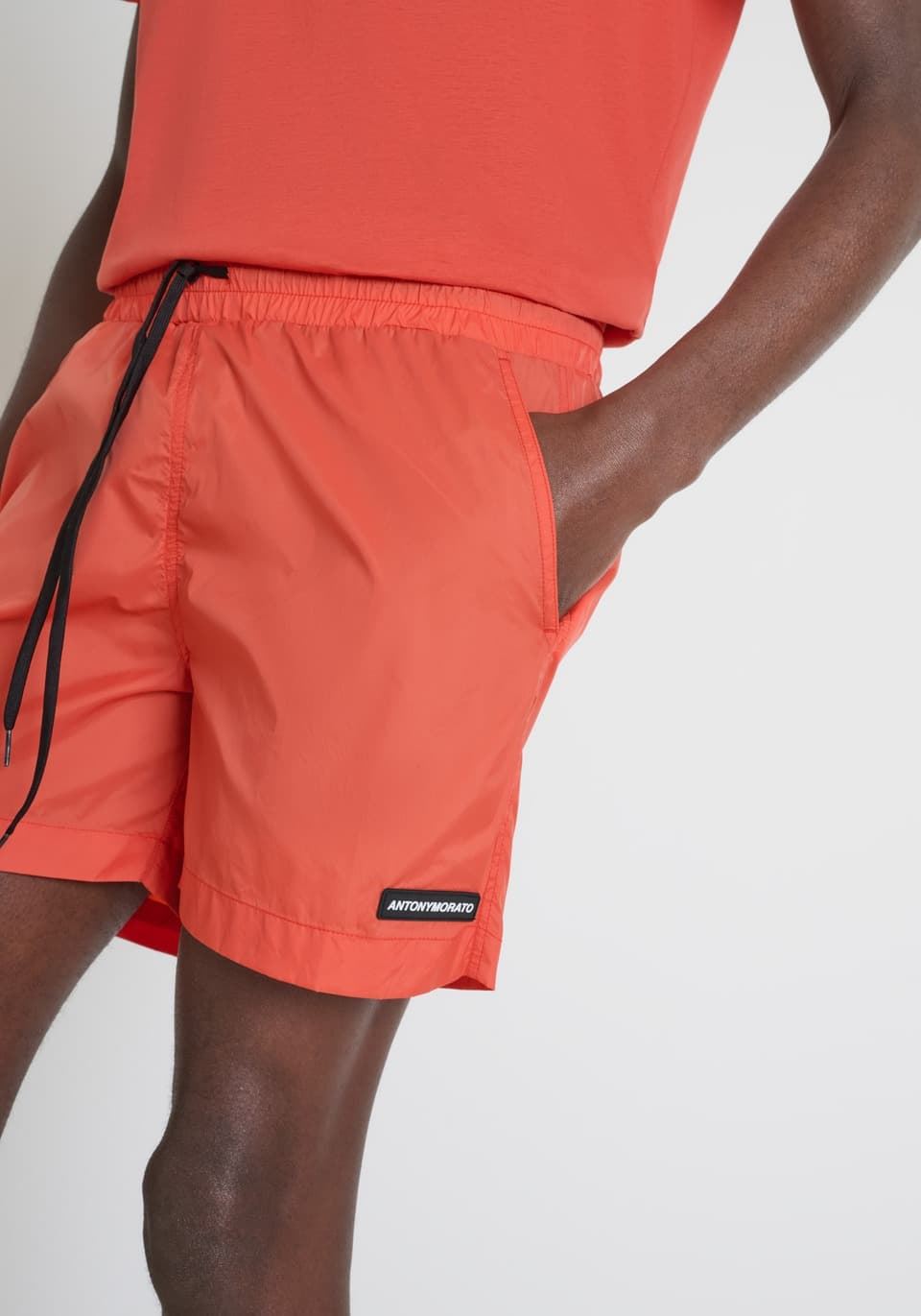 Bañador Antony Morato Beachwear Regular Fit in Quick Paprika MMBW00087 FA600054 5104 - Imagen 3