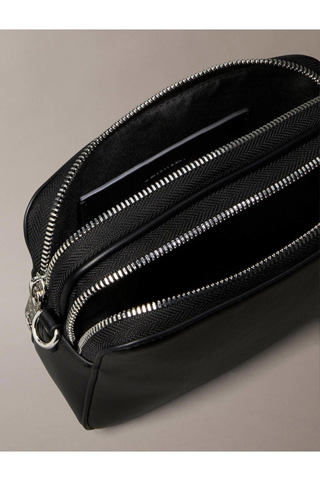 Bolso Calvin Klein LV04F1125G 3L2 WEBBING DOUBLE STRAP ck black//shiny nickel - Imagen 2