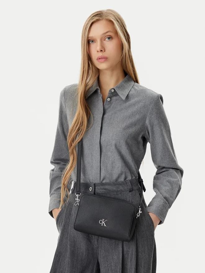 Bolso Calvin Klein LV04K316G UB1 negro - Imagen 6