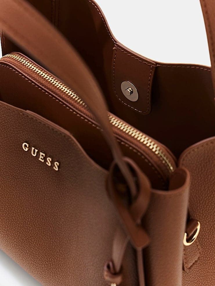 Bolso Guess HWNICOP5406 COG MARRÓN - Imagen 4