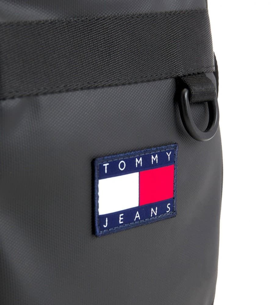 Bolso Tommy Jeans AM0AM11663BDS elev reporte black - Imagen 3
