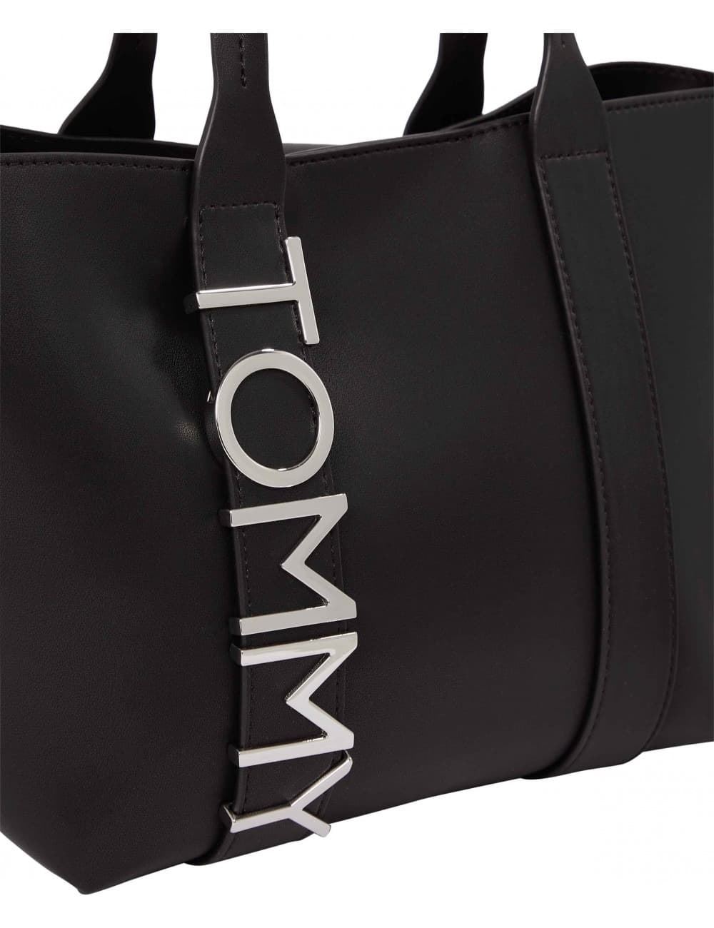 Bolso Tommy Jeans AW0AW17049 BDS negro - Imagen 4