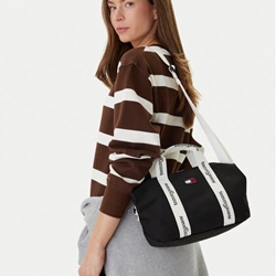 Bolso TOMMY JEANS AW0AW18460 BDS negro - Imagen 1