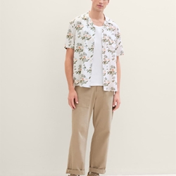 Camisa Tom Tailor 1040992 35054 relaxed viscose, white tropical print - Imagen 1