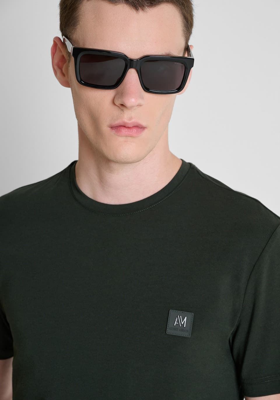 Camiseta Antony Morato Bosque Verde Super Slim MMKS02731 FA120033 4082 - Imagen 3