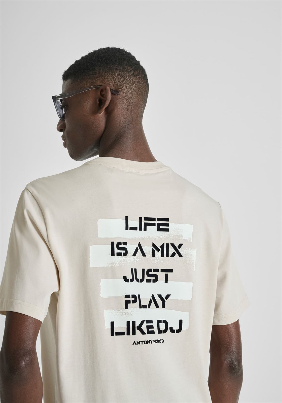 Camiseta Antony Morato Early Collection Paper MMKS02606 FA100258 1016 - Imagen 2