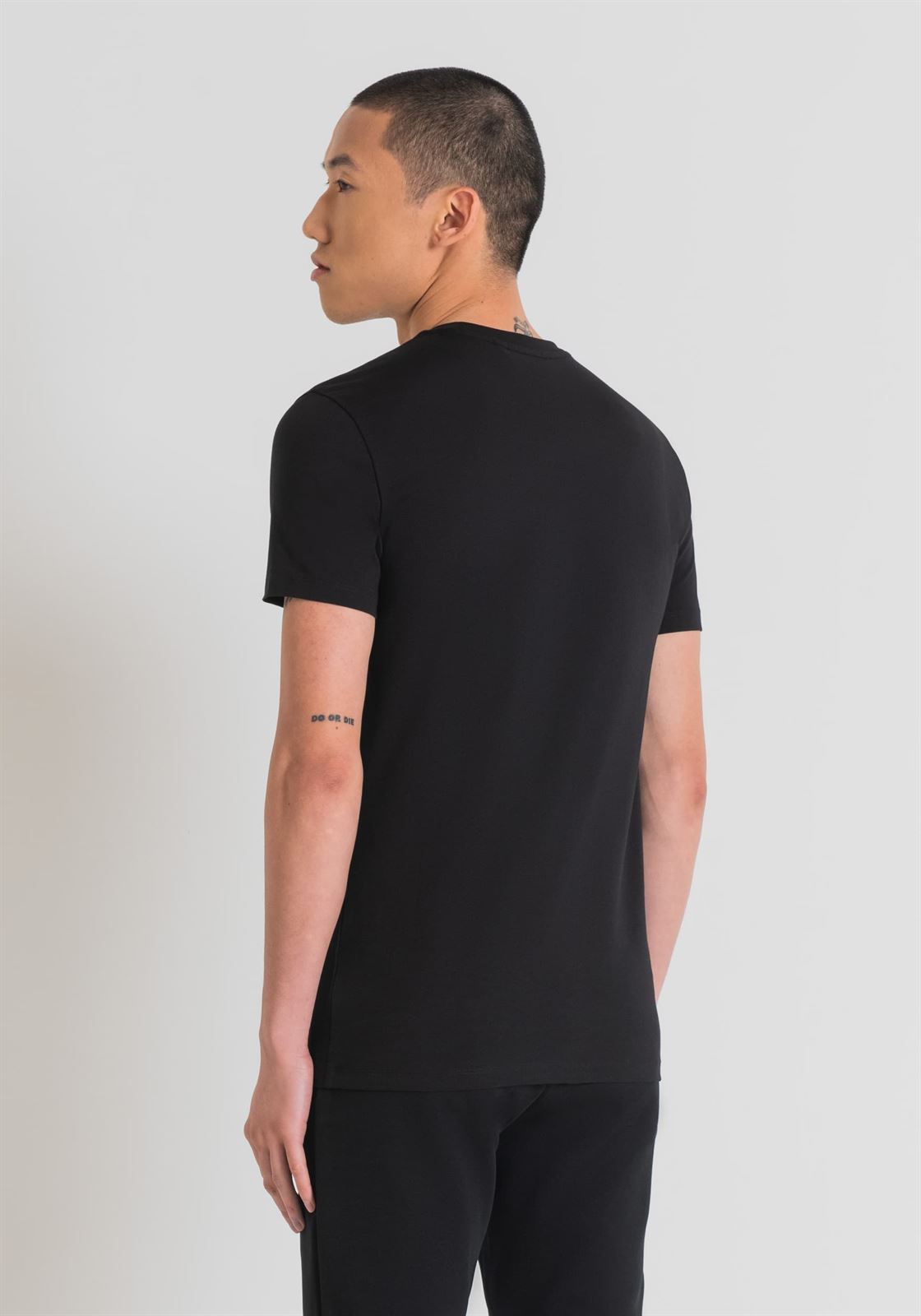 Camiseta ANTONY MORATO MMKS02344-FA120032 negro - Imagen 3