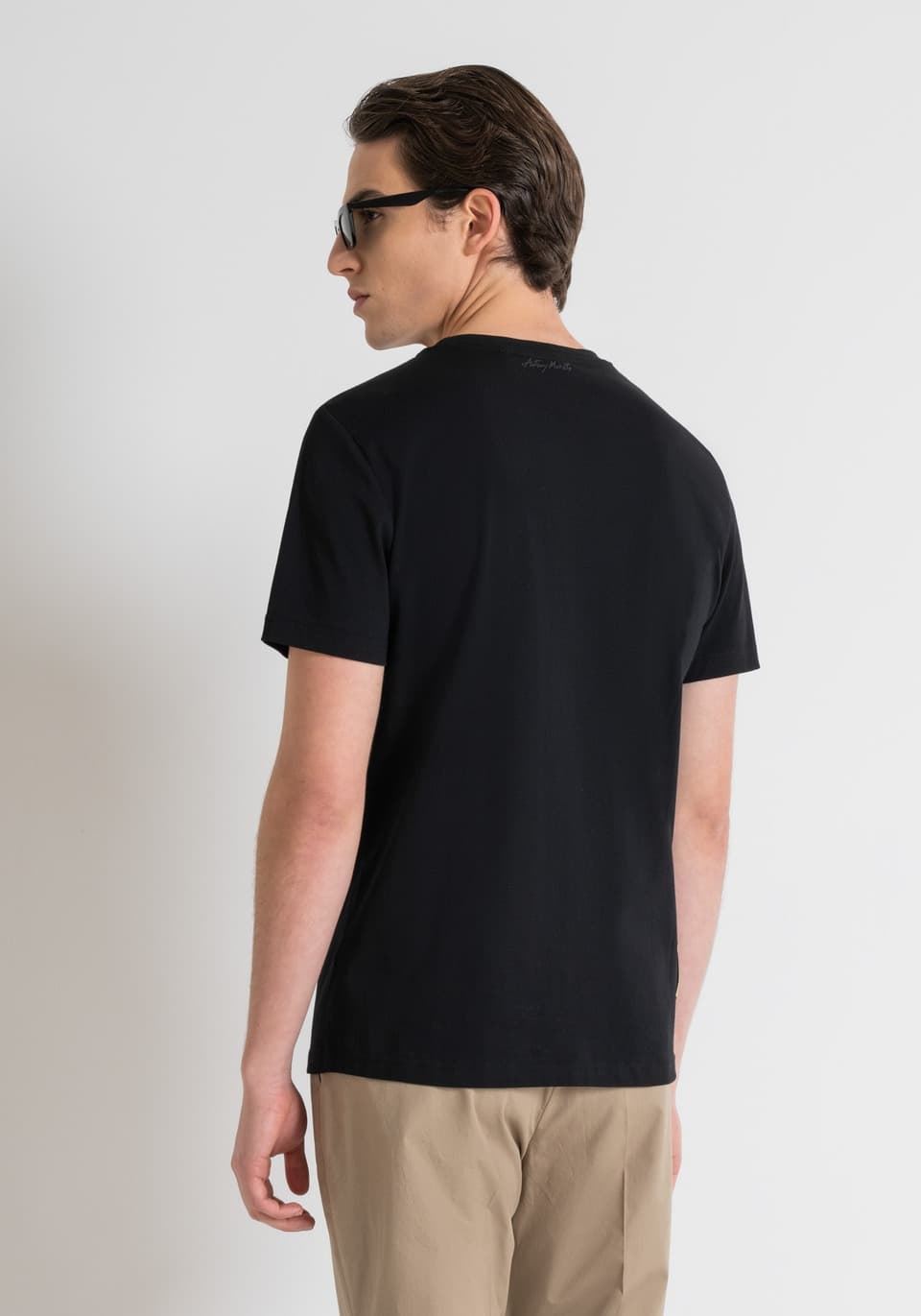 Camiseta Antony Morato MMKS02416 FA100240 negro - Imagen 2