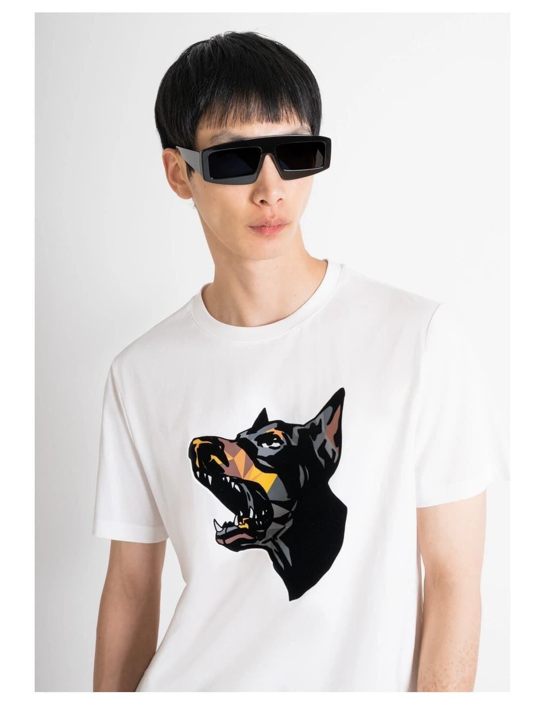 Camiseta Antony Morato MMKS02432 FA100240 1011 crema - Imagen 3