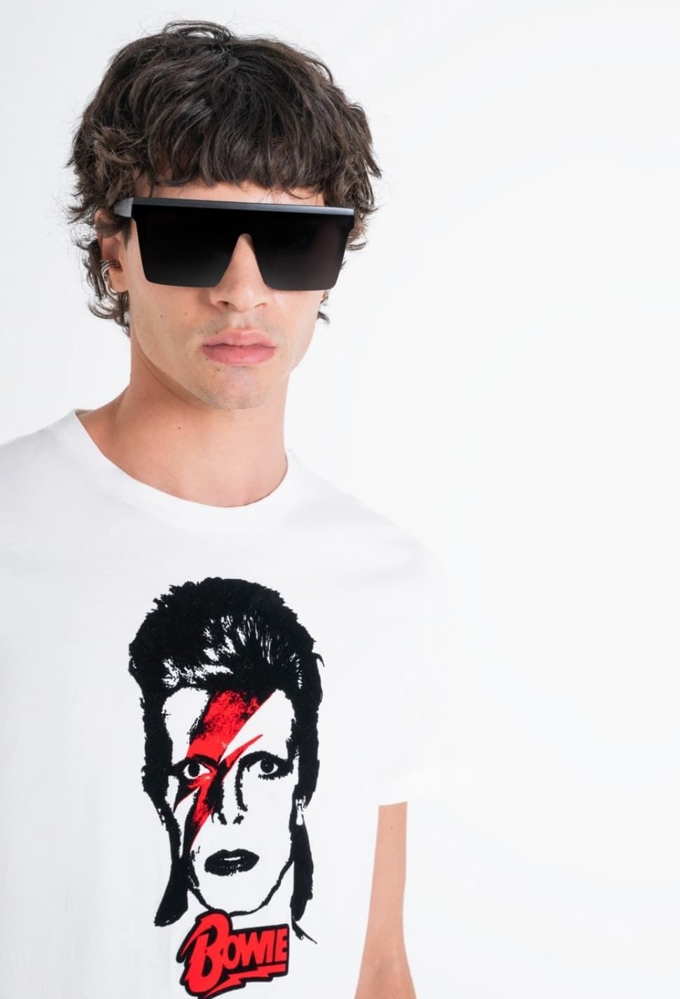 Camiseta Antony Morato MMKS02455 FA100240 1011 crema - Imagen 3