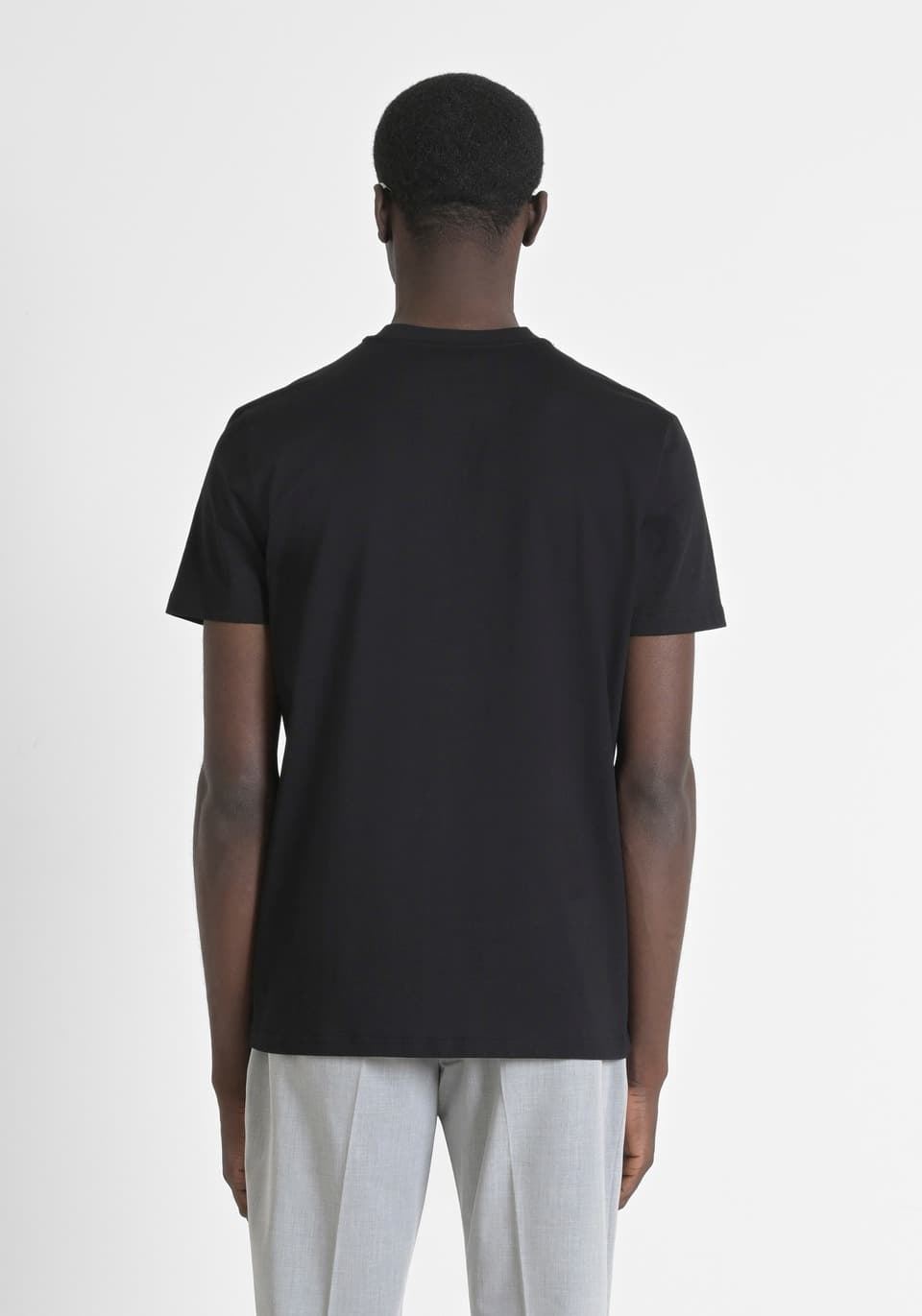 Camiseta Antony Morato MMKS02478 FA100240 9000 negro - Imagen 2