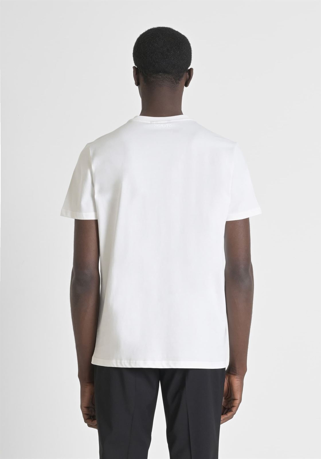 Camiseta Antony Morato MMKS02486 FA100240 1011 crema - Imagen 3