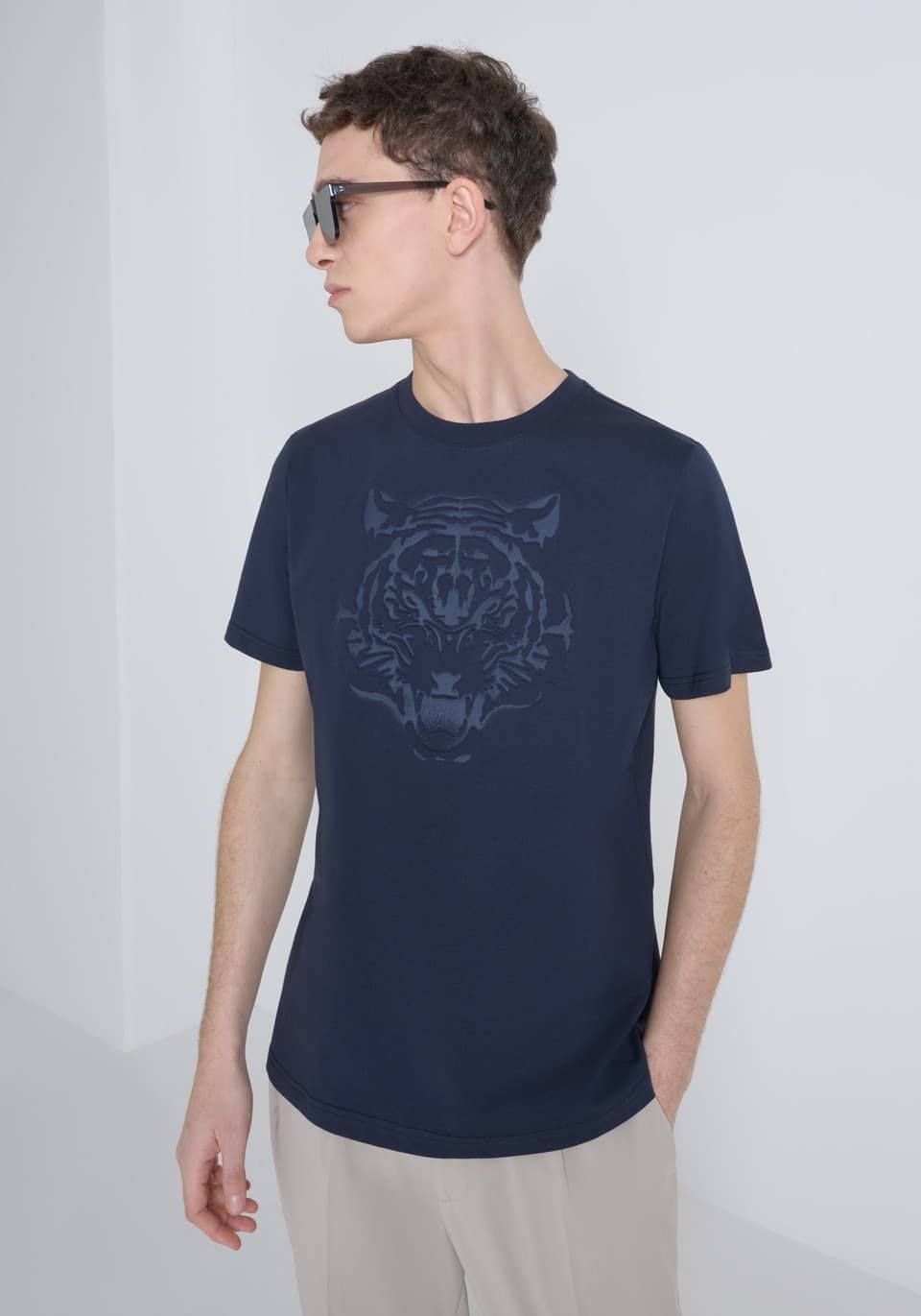 Camiseta Antony Morato MMKS02501 FA100240 7139 marino - Imagen 2