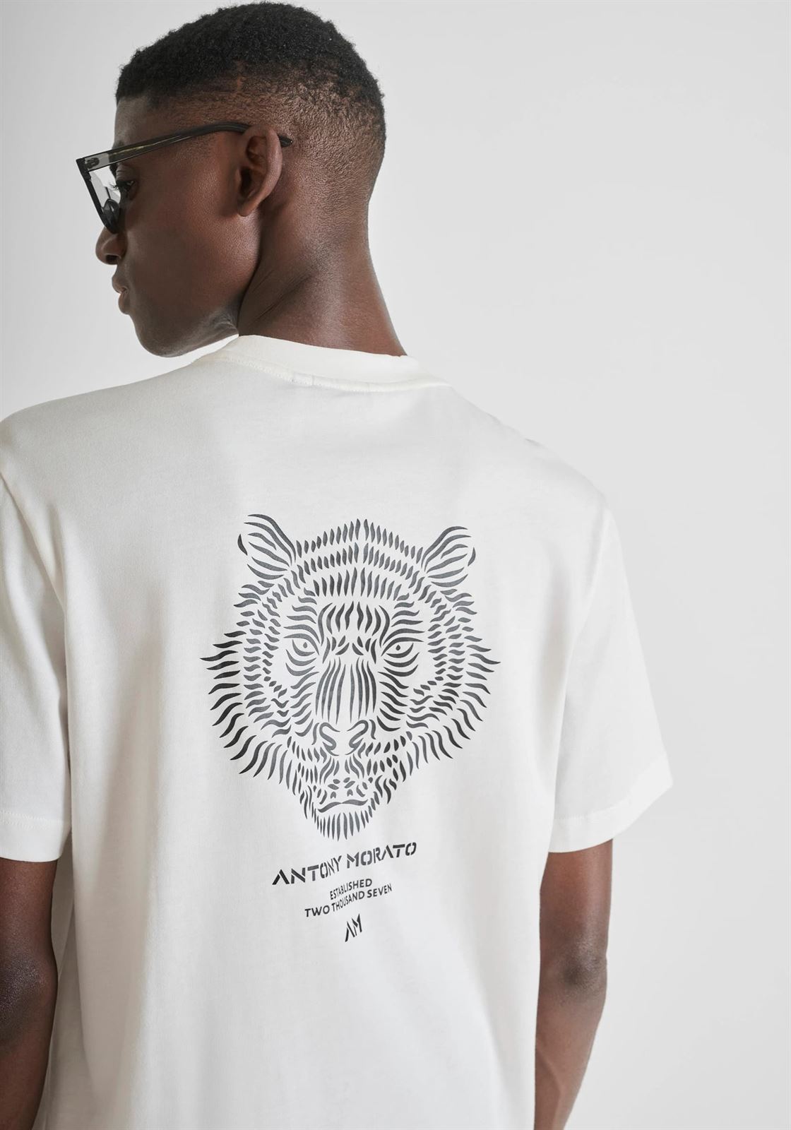Camiseta ANTONY MORATO MMKS02541 FA100239 1011 crema - Imagen 4