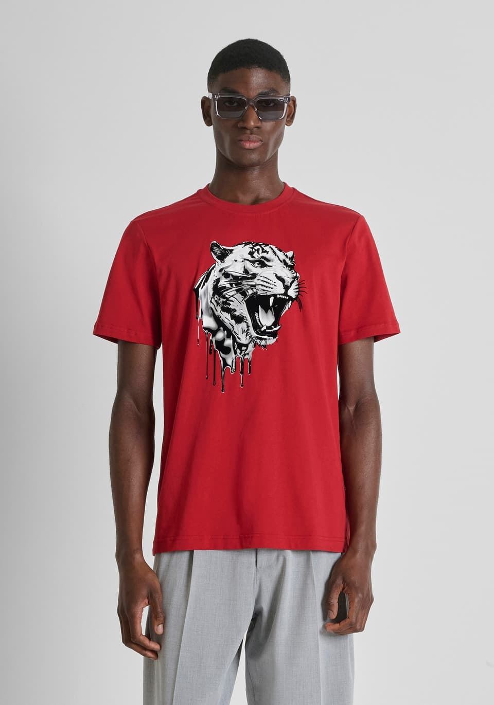 Camiseta ANTONY MORATO MMKS02619 FA100144 5107 cereza - Imagen 2
