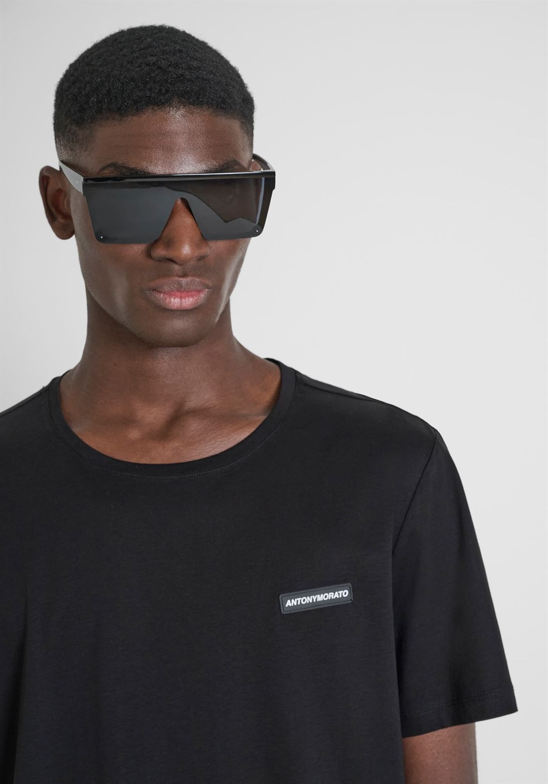 Camiseta Antony Morato Negra MMKS02531 FA100252 9000 - Imagen 3