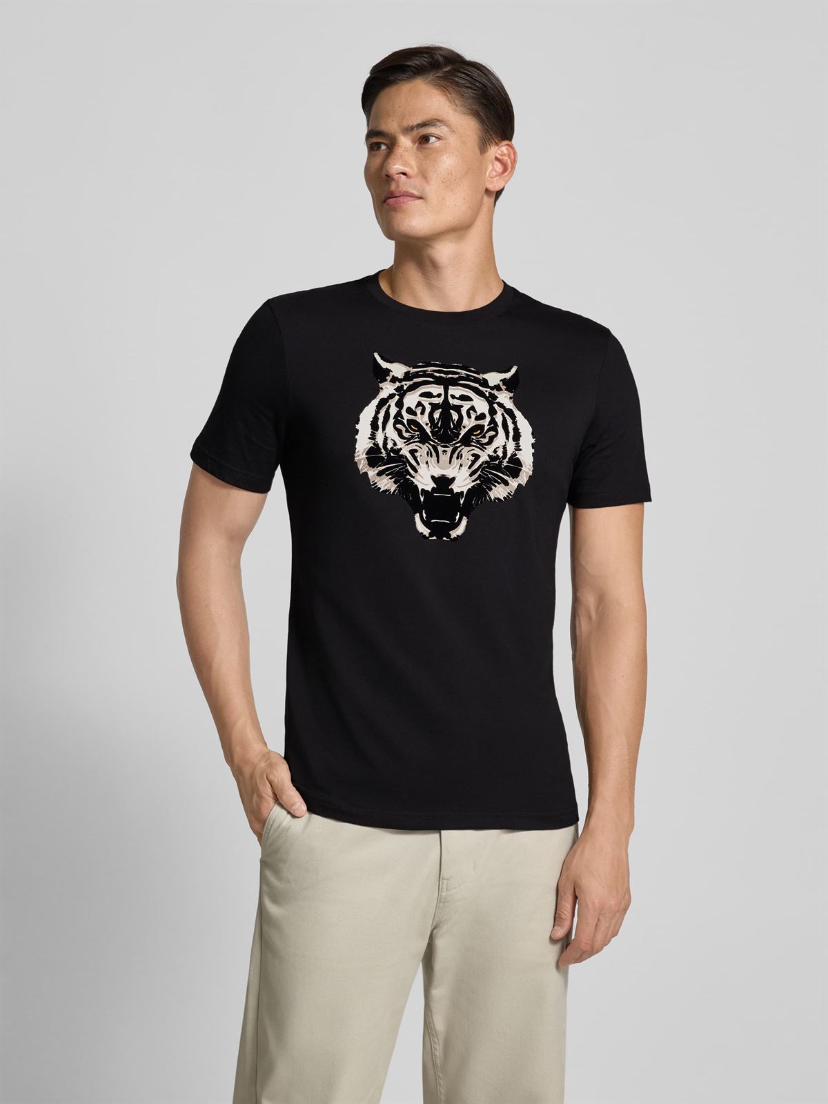 Camiseta Antony Morato Regular Fit Negro MMKS02582 FA100240 9000 - Imagen 4