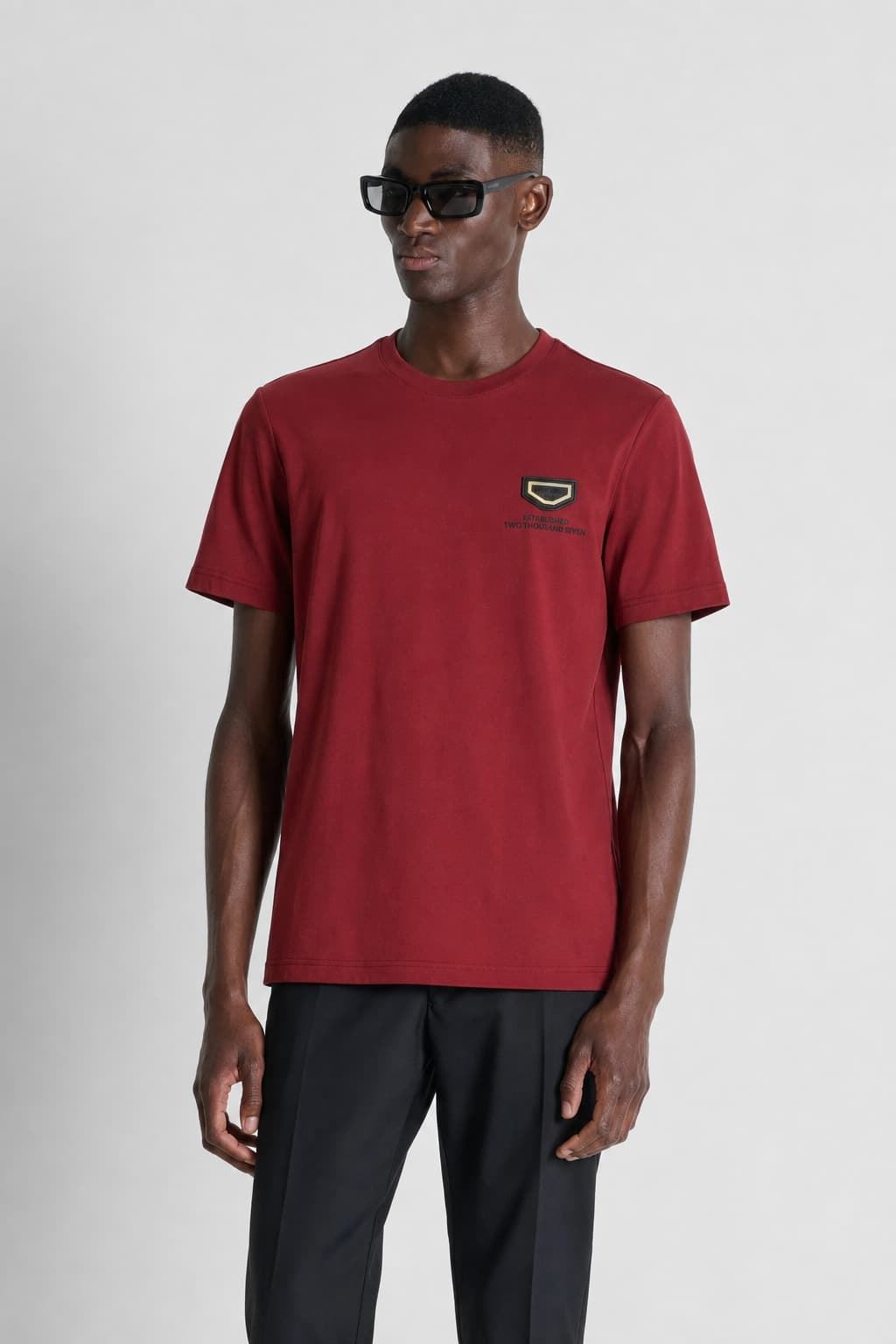 Camiseta Antony Morato Relaxed Fit Vino Tinto MMFS02690 FA100258 5109 - Imagen 1
