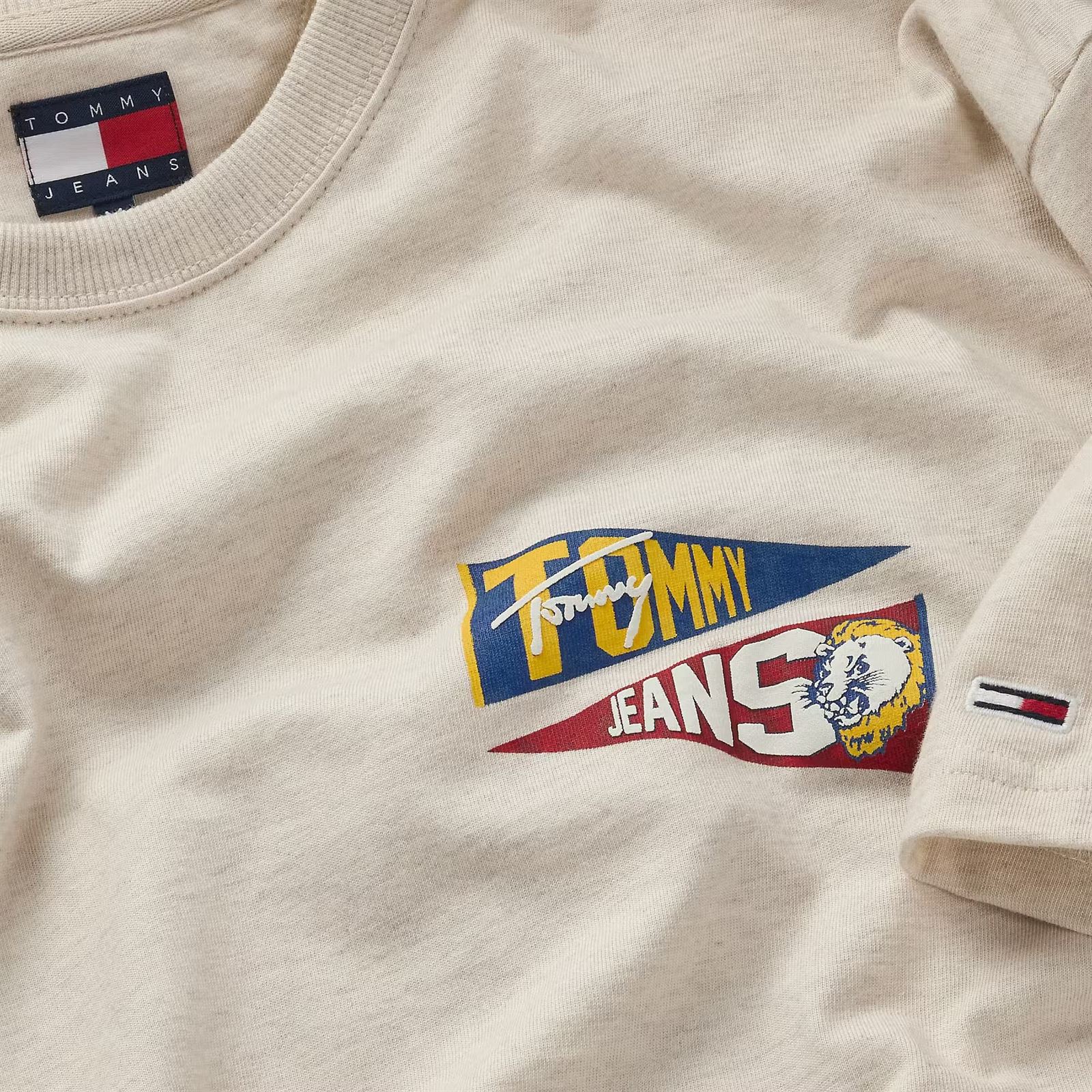 Camiseta Beige Tommy Jeans Rlx Uni Flag Tiger Tee - Imagen 3