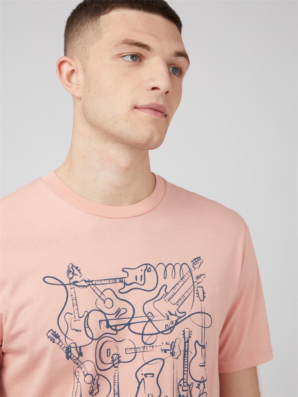 Camiseta Ben Sherman 0071378 501 music madness light pink - Imagen 5