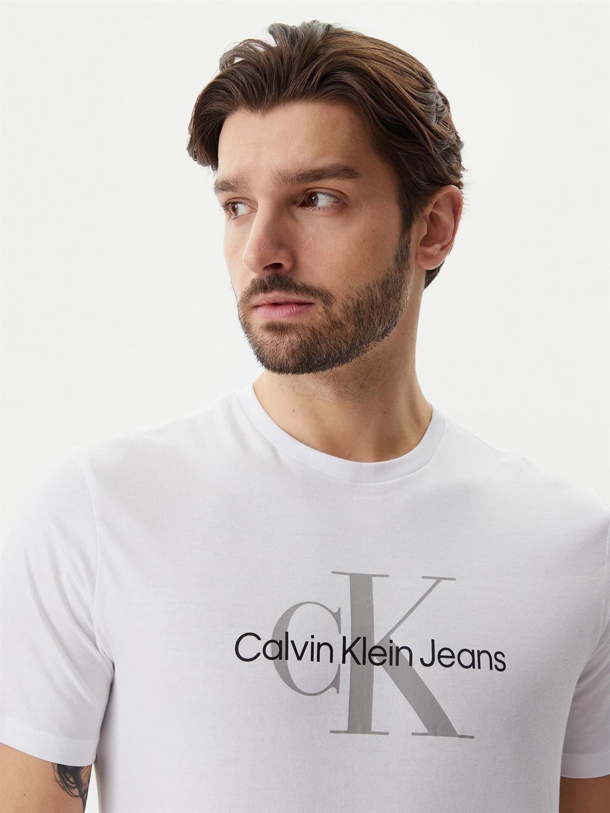 Camiseta Blanca Calvin Klein Jeans Brillian White LV040EM286 YAA - Imagen 4