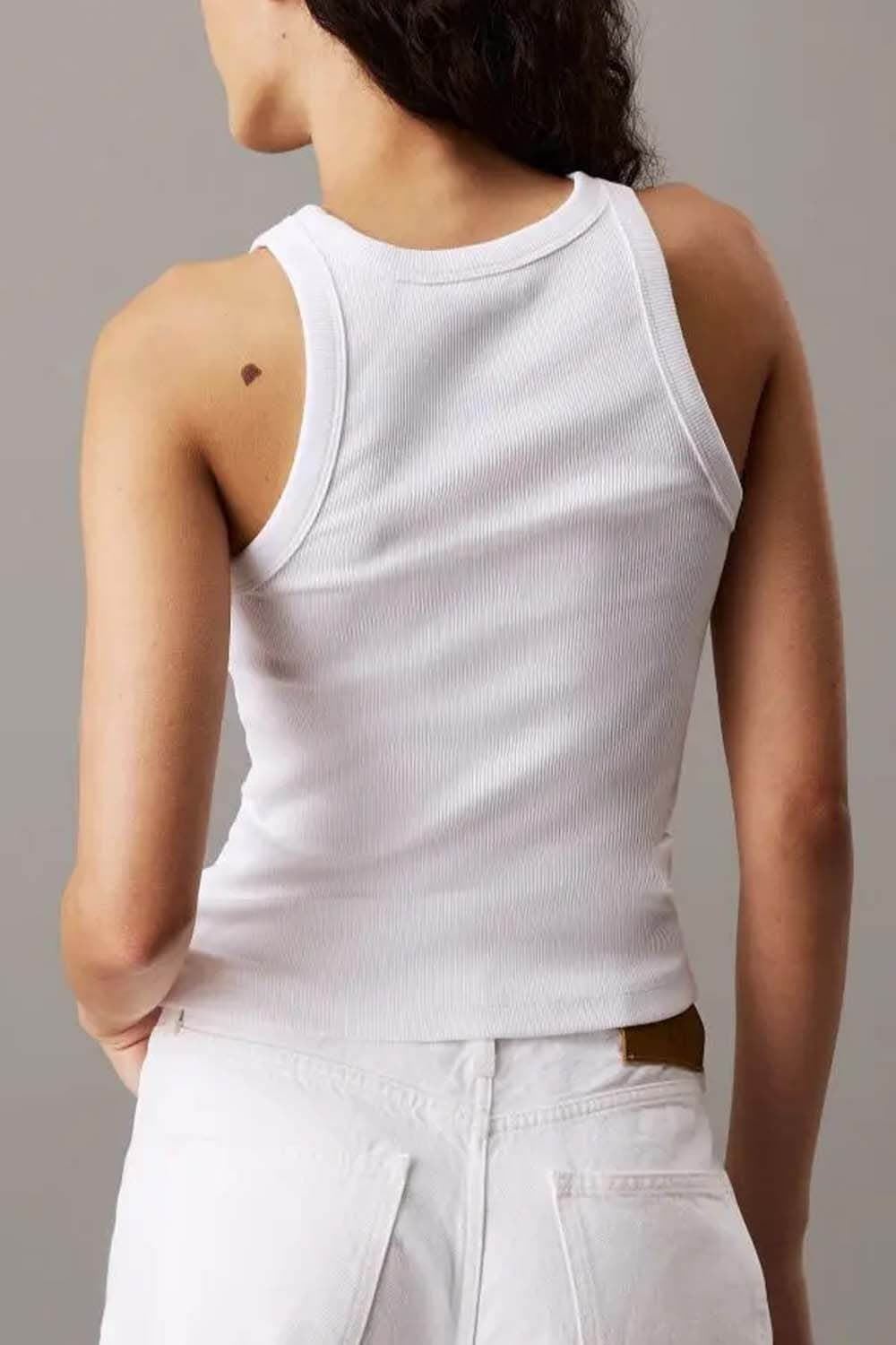 Camiseta Blanca Calvin Klein Jeans Brillliant White J20J225301 YAA - Imagen 2