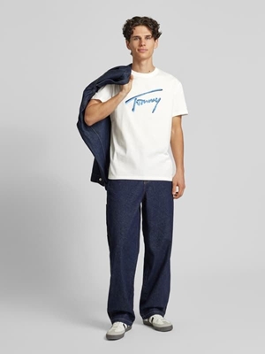 Camiseta Blanca Tommy Jeans Reg Rwb Signature Tee Ecru - Imagen 2