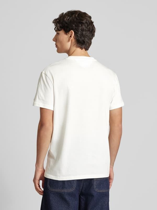 Camiseta Blanca Tommy Jeans Reg Rwb Signature Tee Ecru - Imagen 5
