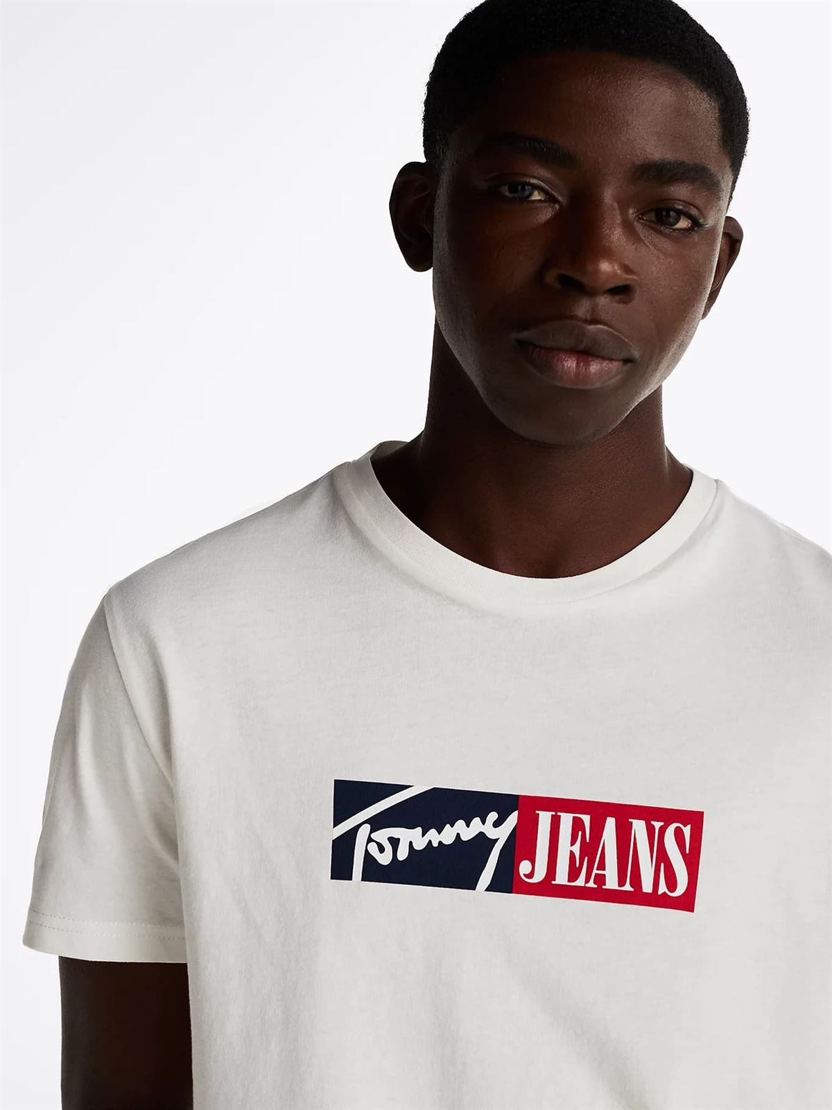 Camiseta Blanca Tommy Jeans Tjm Slim ENtry Graphic Tee Ext - Imagen 2