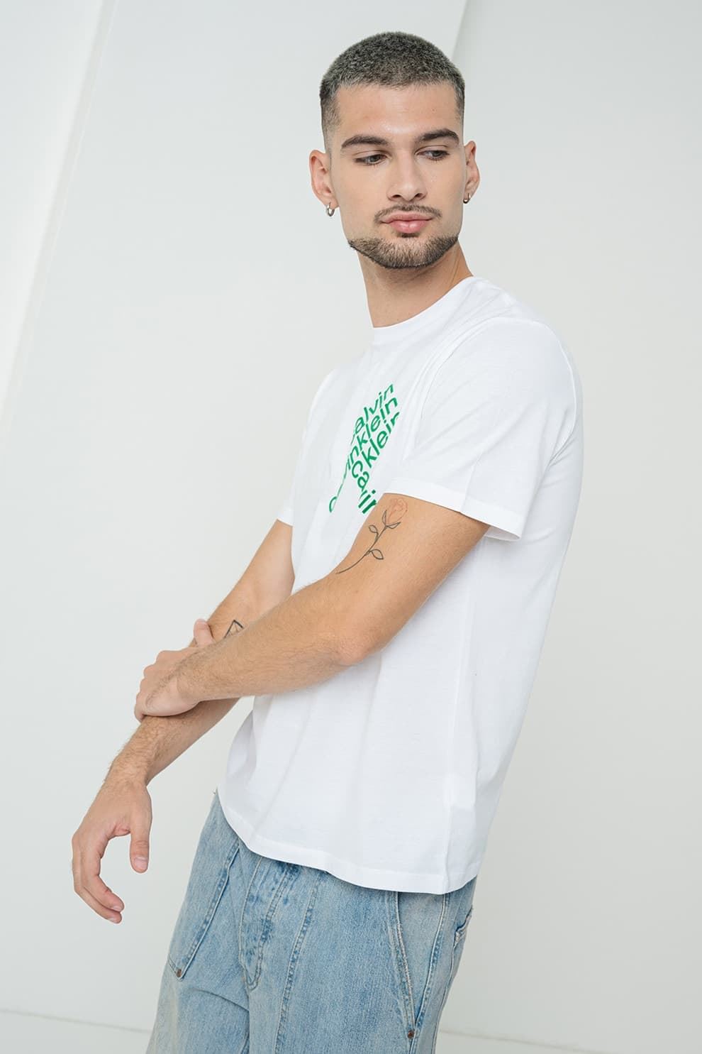 Camiseta Calvin Klein Brillian White LV04RC832G YAA - Imagen 4