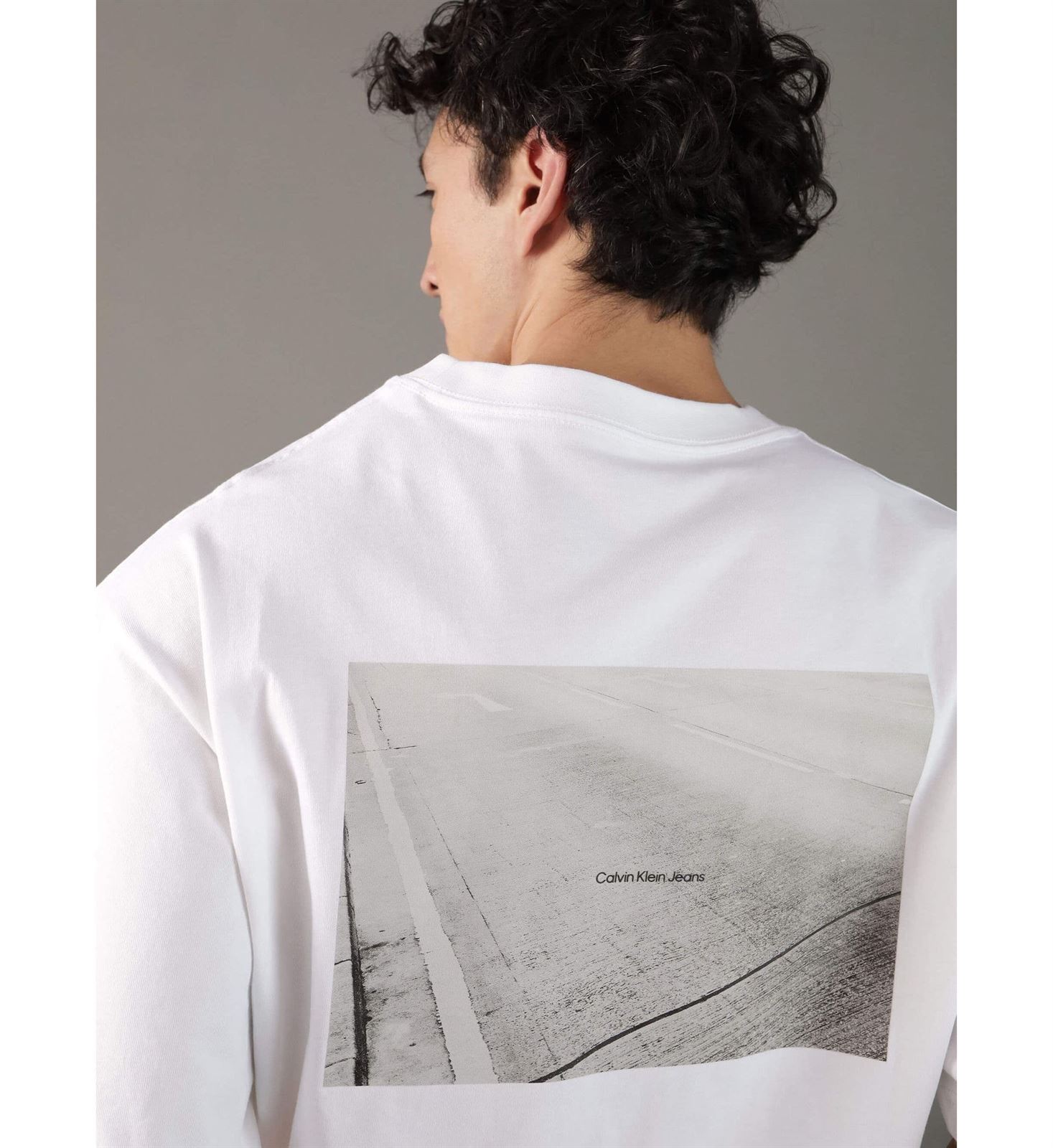 Camiseta Calvin Klein Jeans J30J327081 YAF bright white - Imagen 2
