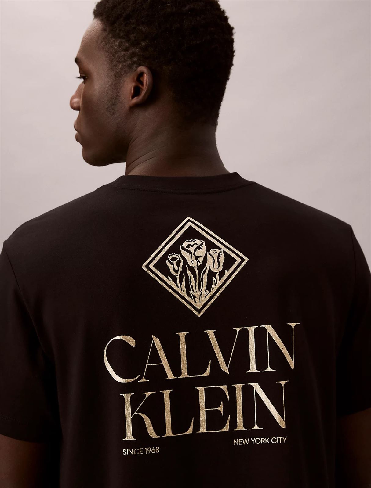 Camiseta Calvin Klein LV14RE801G UB1 black - Imagen 2