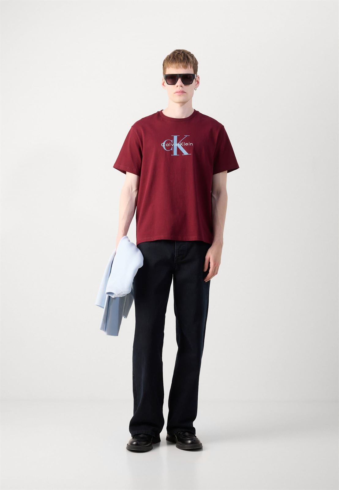 Camiseta Calvin Klein Moroccan Brown LV04RB862G GR9 - Imagen 5
