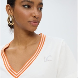 Camiseta cuello pica cinta blanco Lola Casademunt LS2615102 - Imagen 2