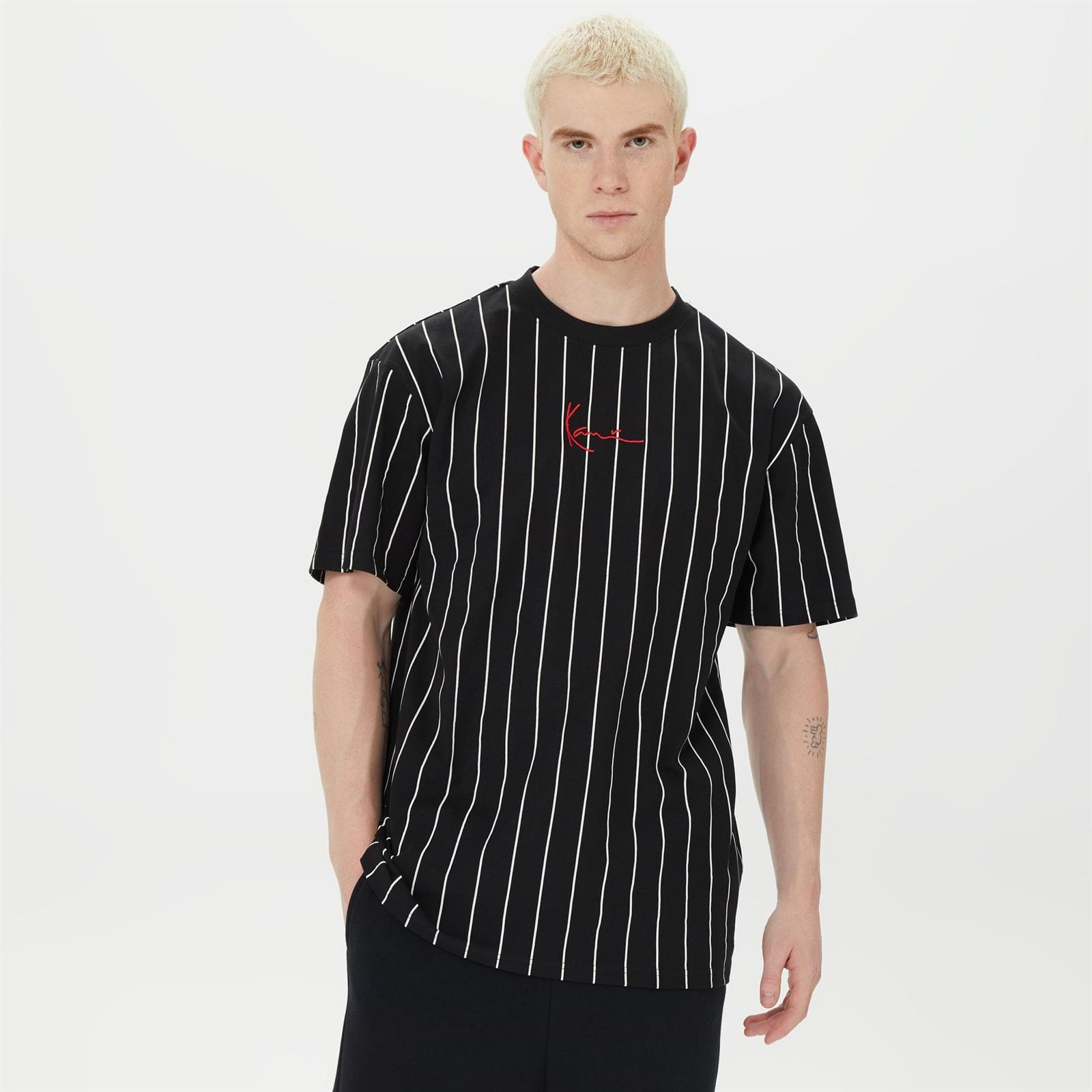 Camiseta KARL KANI 6030153 kk small signature pinstripe tee black/white - Imagen 3