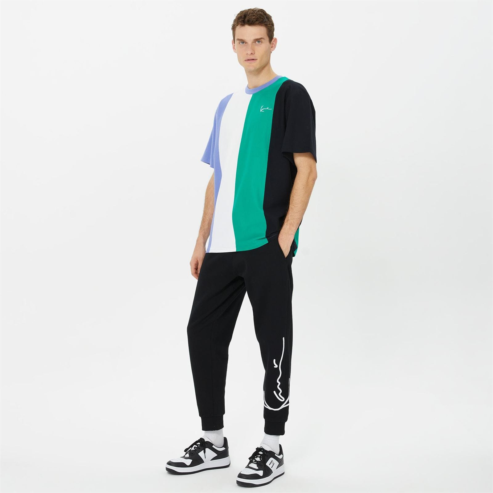 Camiseta KARL KANI 6038520 KK Chest Signature OS striped tee purple/black/green - Imagen 1