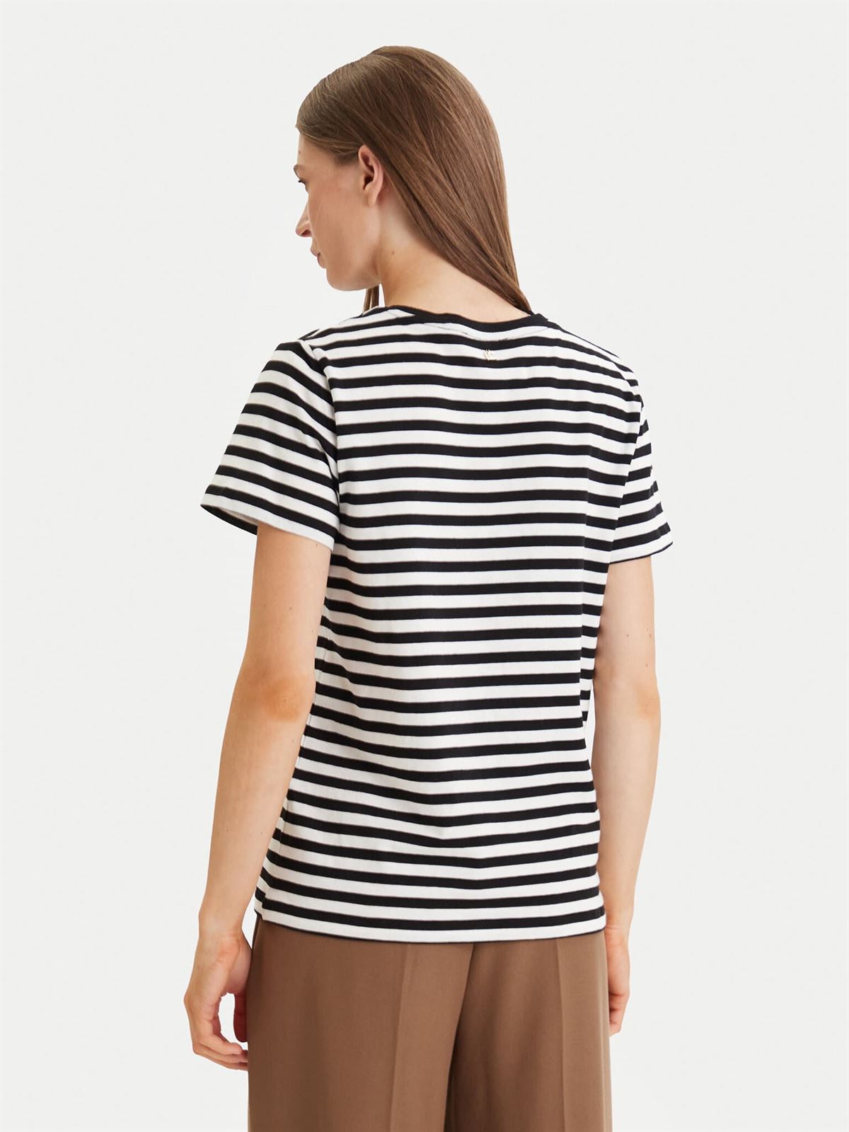 Camiseta LOLA CASADEMUNT LS2615107 20N CRUDO NEGRO - Imagen 3