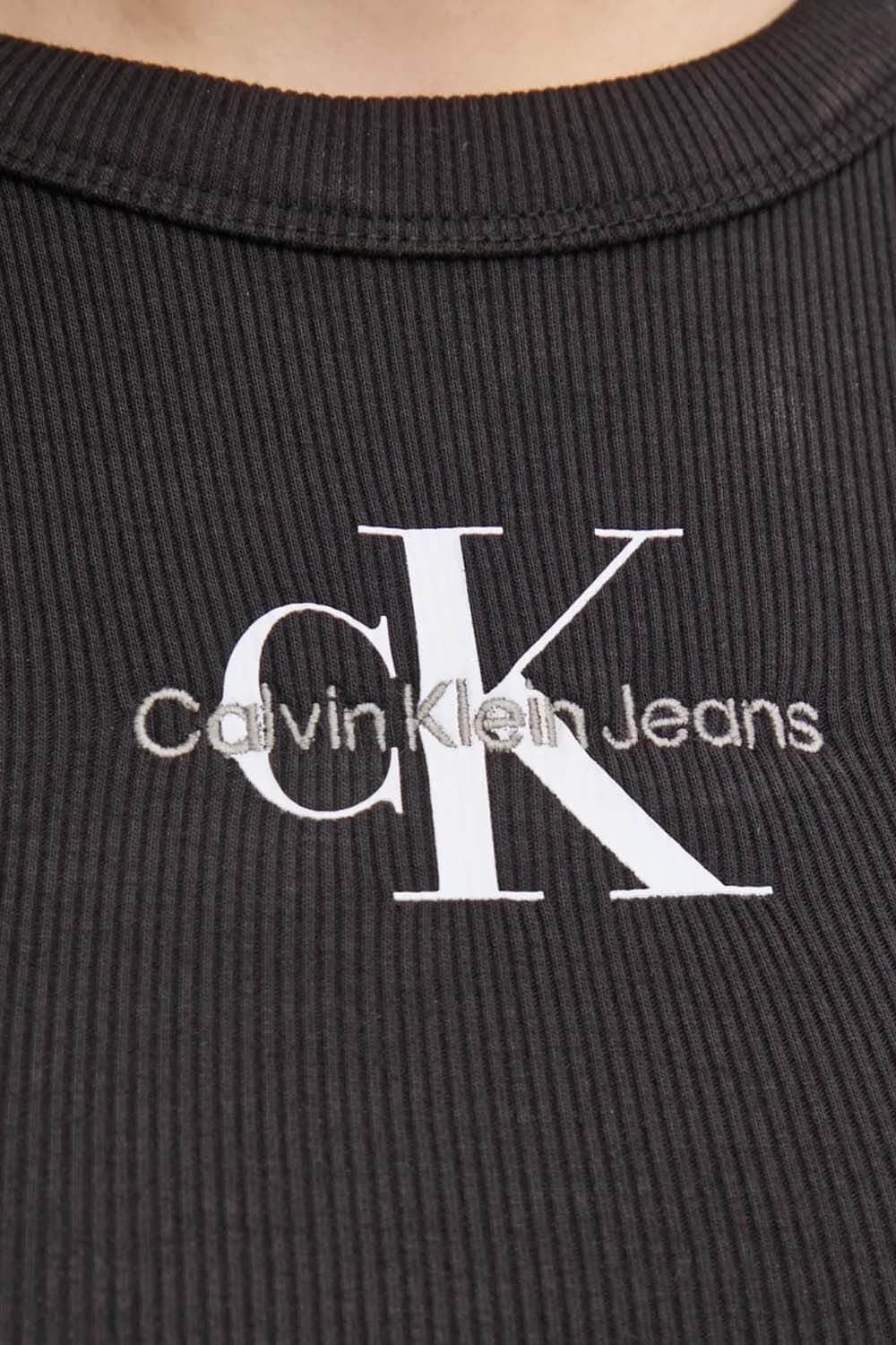 Camiseta Negra Calvin Klein Jeans Ck Black J20J225301 BEH - Imagen 3