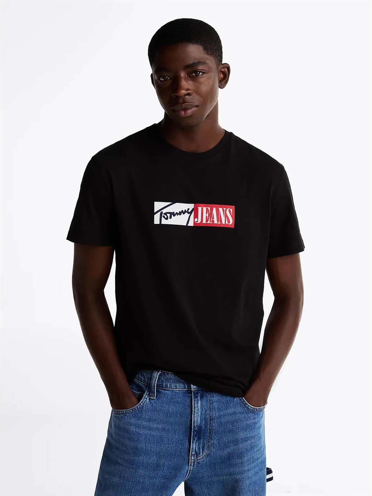 Camiseta Negra Tommy Jeans Tjm Slim WEntry Graphic Tee Ext - Imagen 2