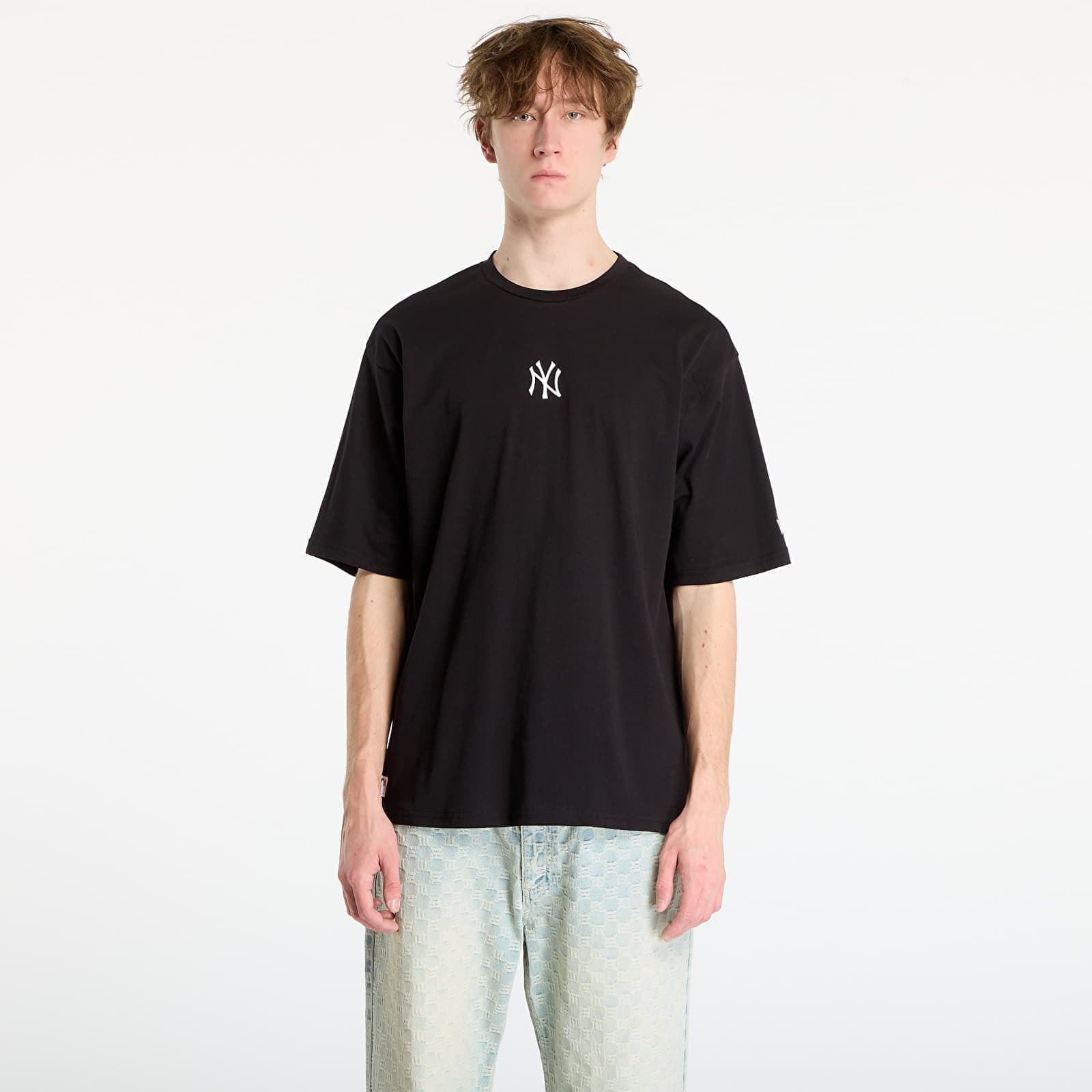 Camiseta New Era Oversized New York Yankees Essential Black 60675746 - Imagen 1