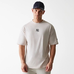 Camiseta New Era Oversized New York Yankees MLB League Essentil Beige 60675747 - Imagen 1