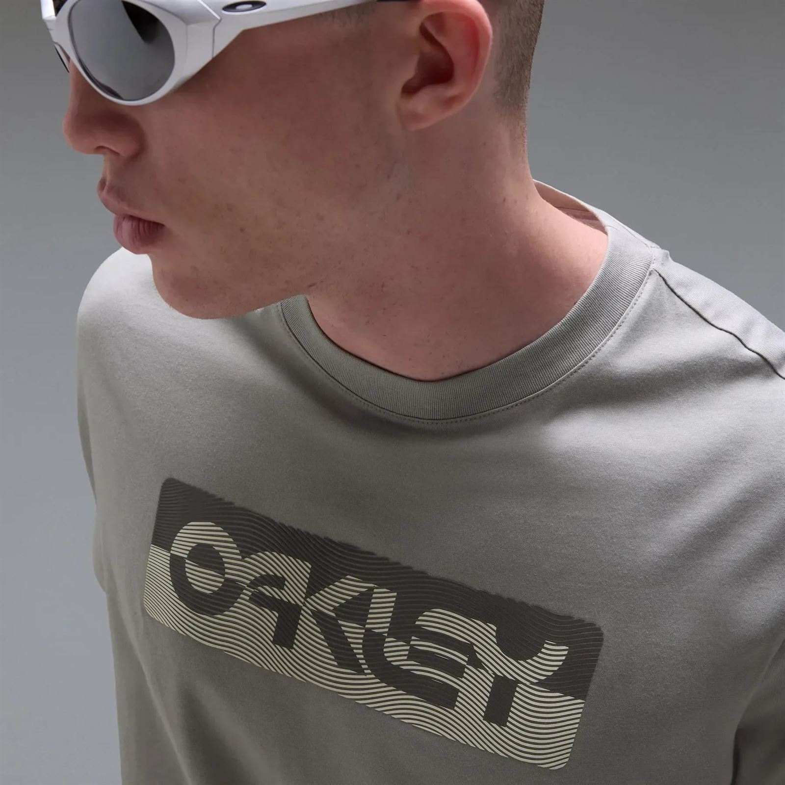Camiseta Oakley Duality Cement FOA406159-314 - Imagen 2