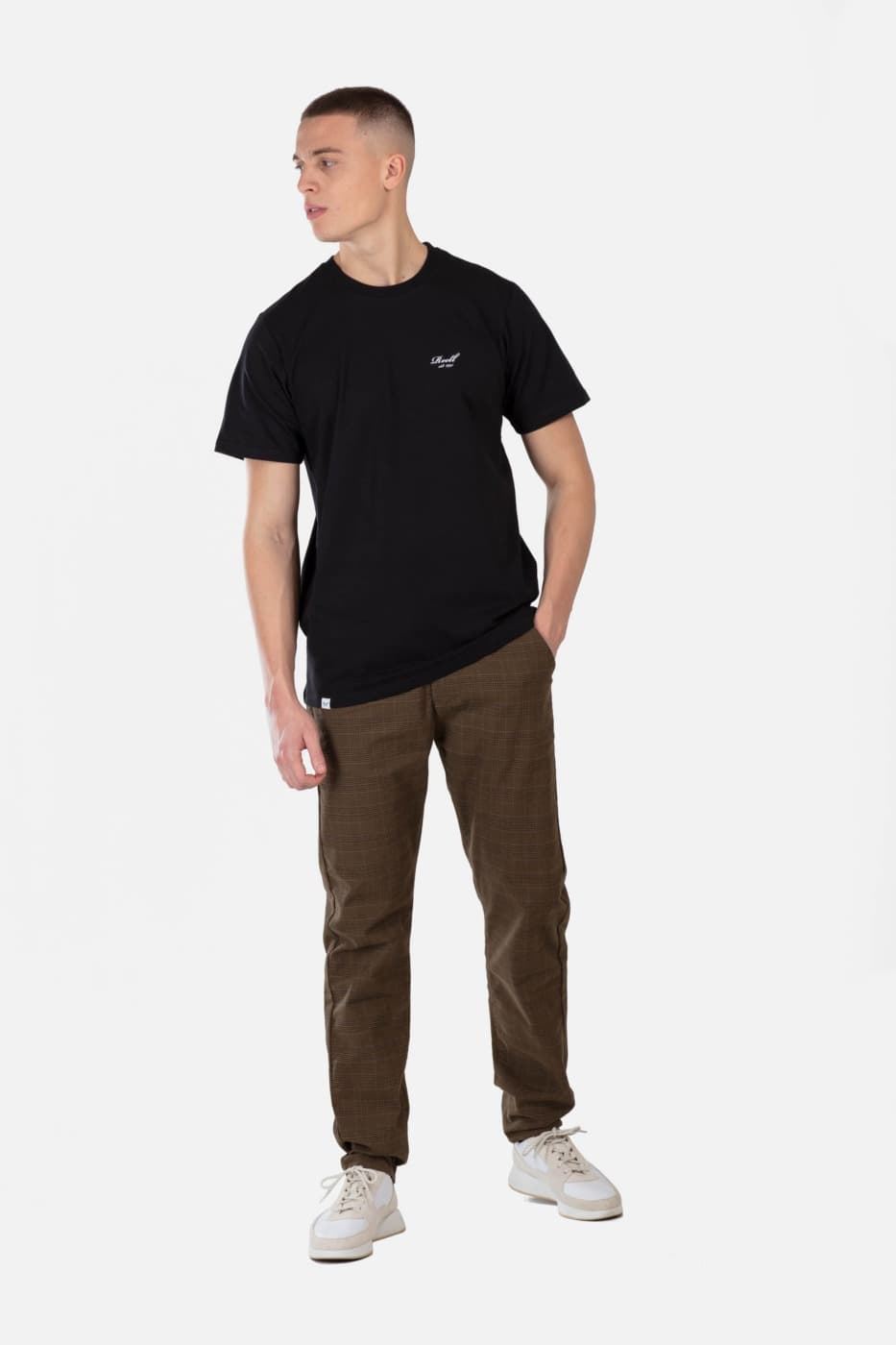 Camiseta REELL Staple Logo T-Shirt RE3685 Slate Black - Imagen 2