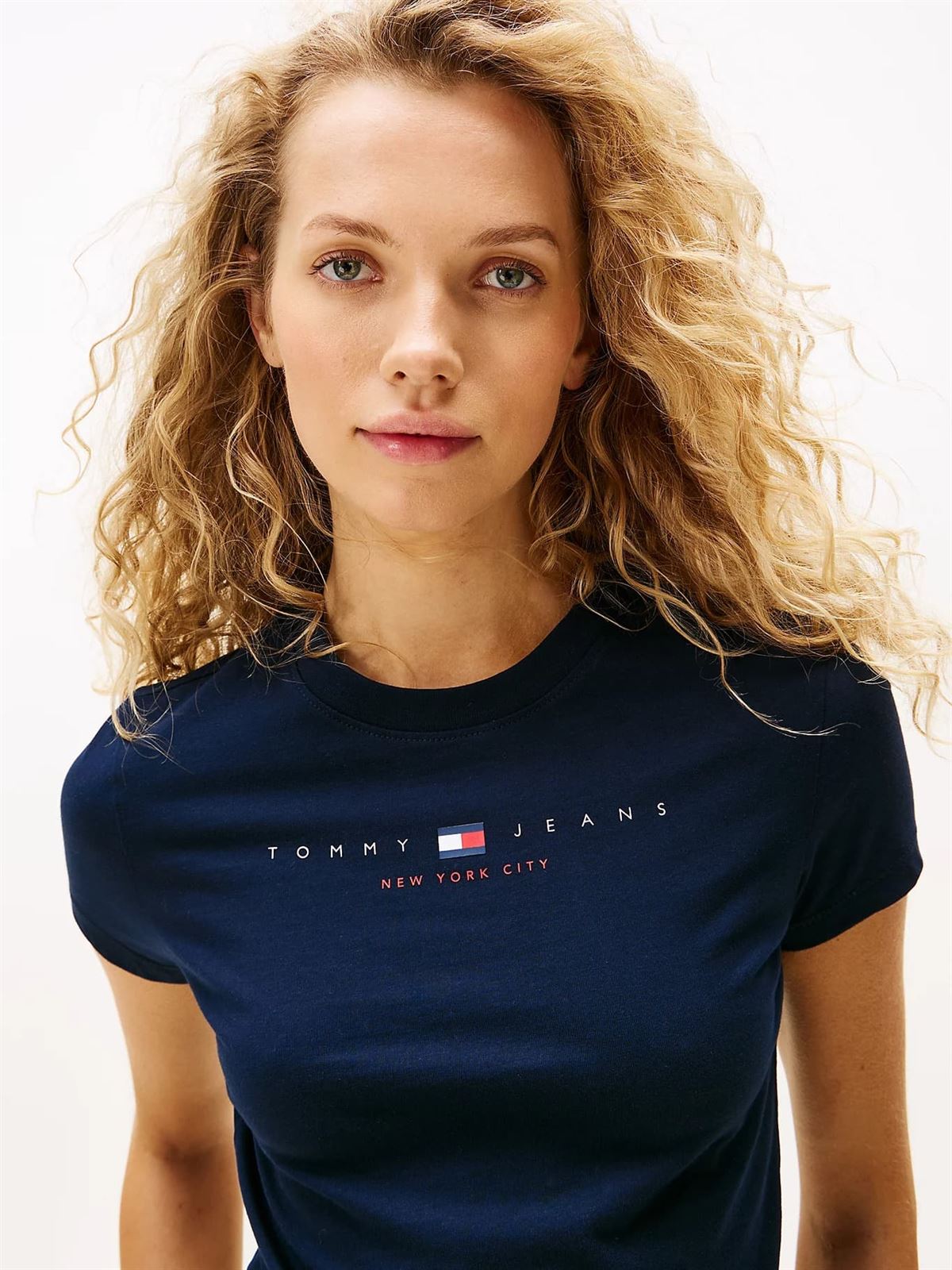 Camiseta Tommy Jeans Dark Night Navy DW0DW21422 C1G - Imagen 2