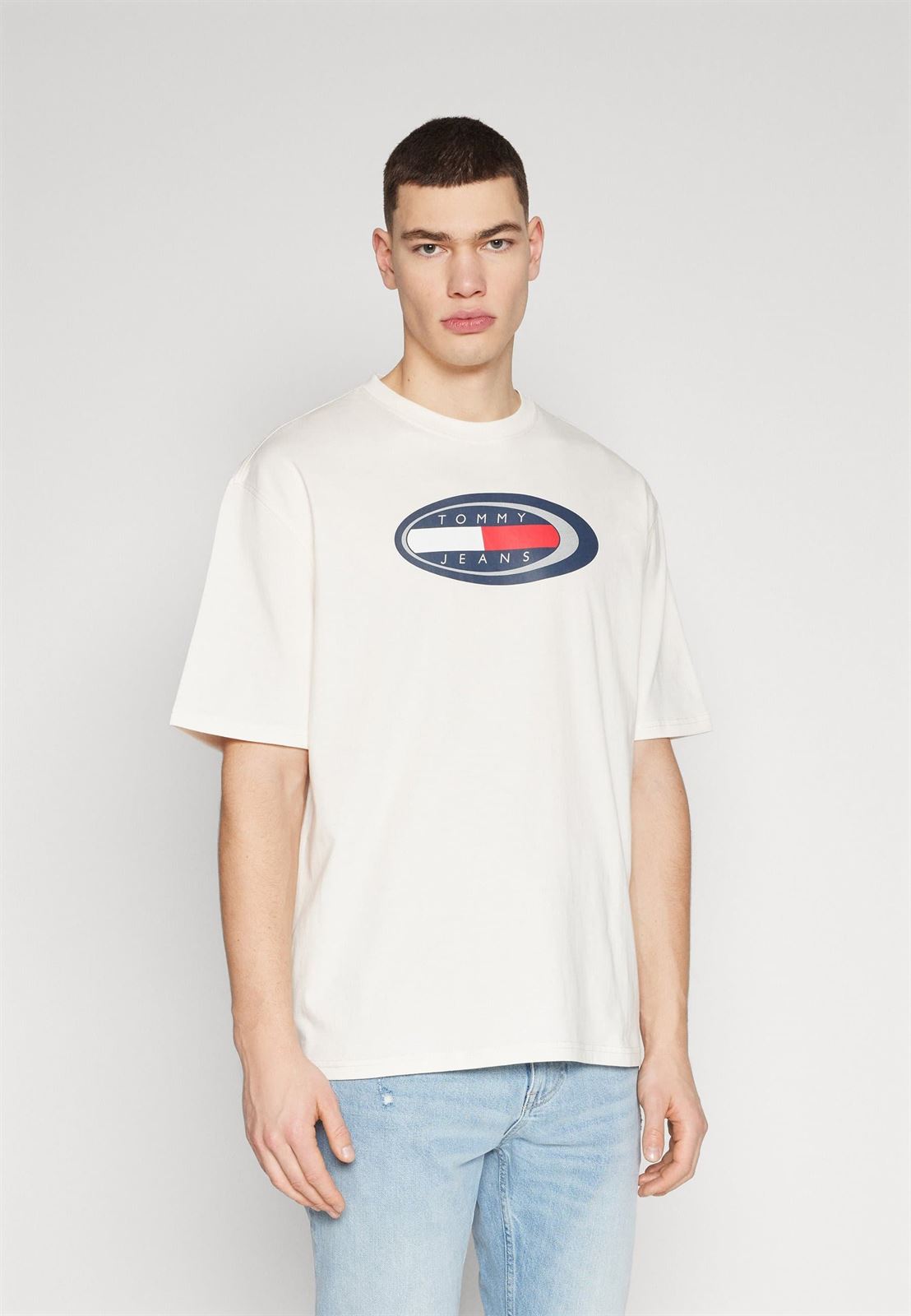 Camiseta Tommy Jeans DM0DM18586 YBH ancient white - Imagen 1